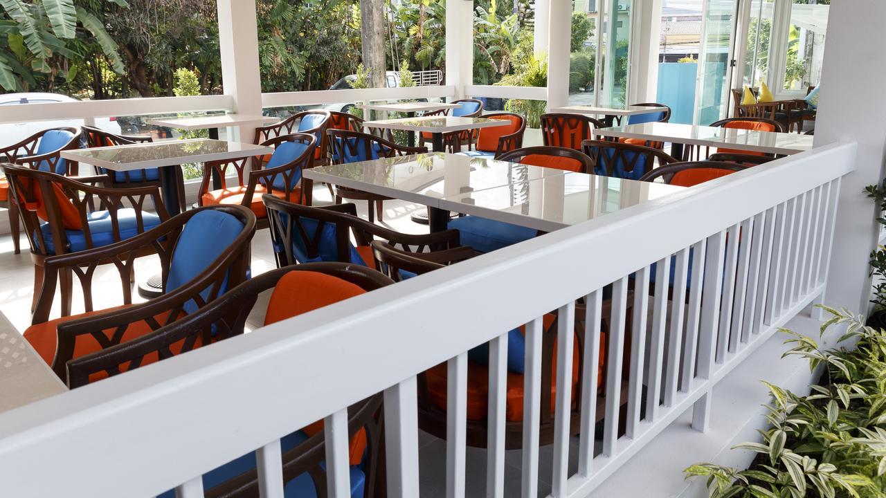 צ'אלונג Tuana Hotels Brook Pool Access מראה חיצוני תמונה
